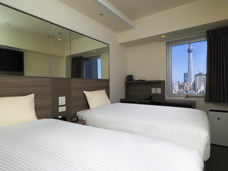 *The room you will actually stay in may be different from the one shown in the photos.
